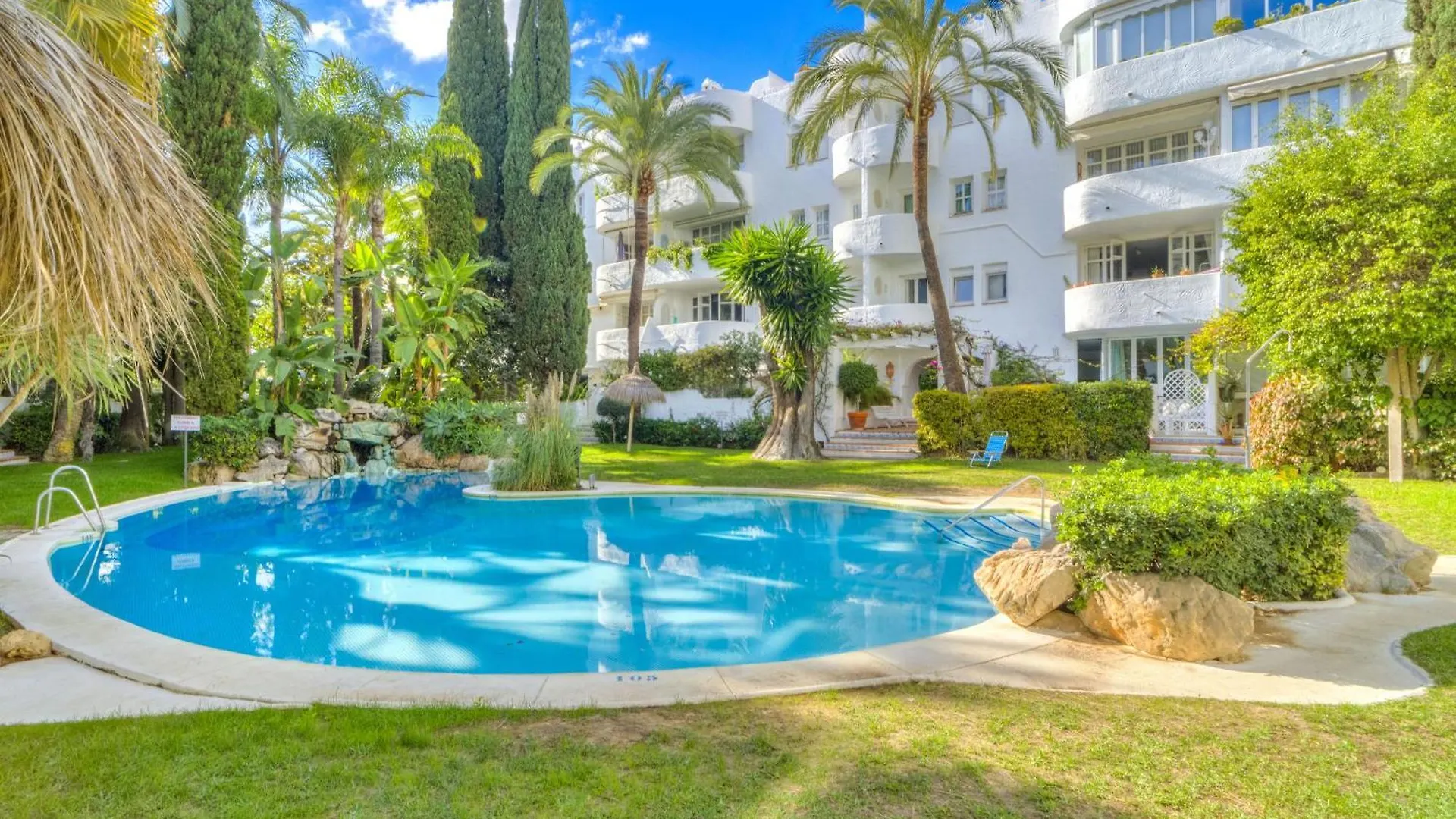 Marbella Real - Newly Reformed Apartment