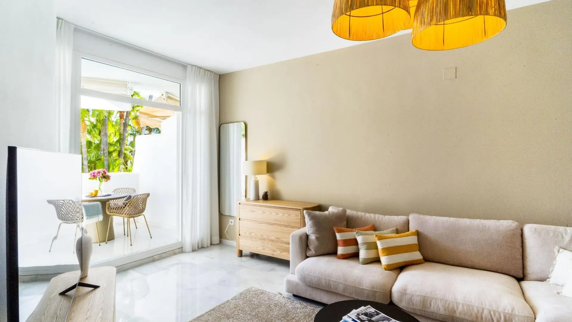 Marbella Real - Newly Reformed Apartment 0*,  Spain